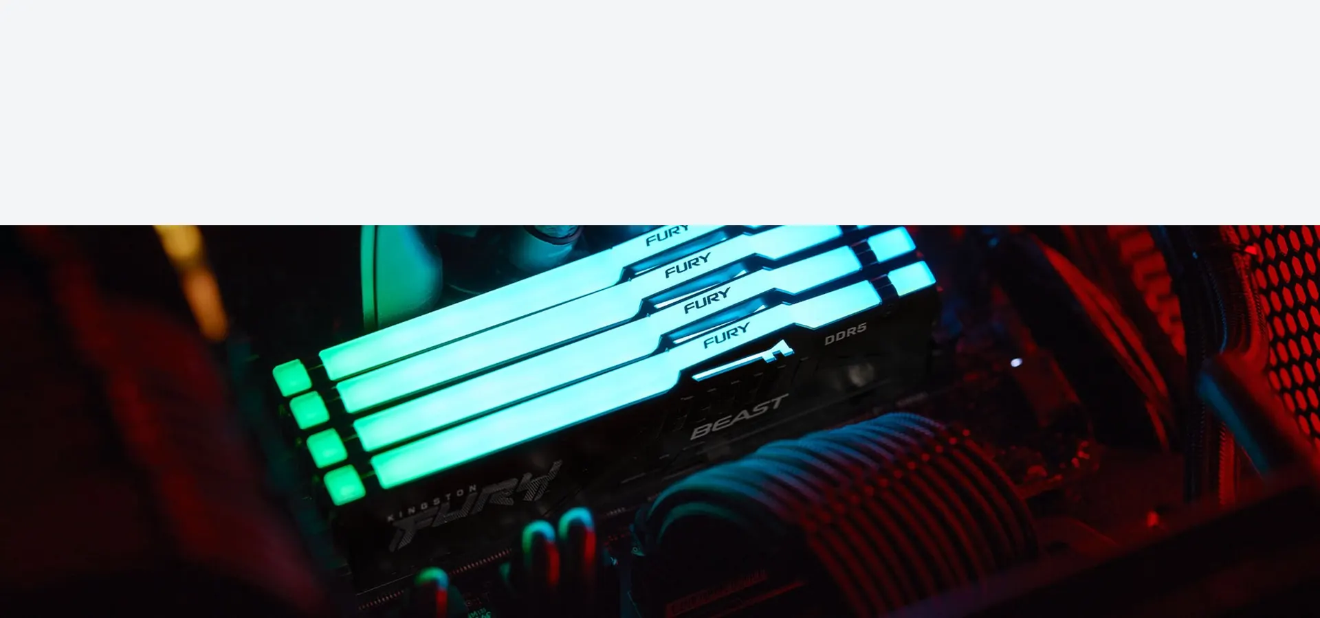 Memoria RAM Kingston FURY Beast DDR5 RGB negra de 16 GB